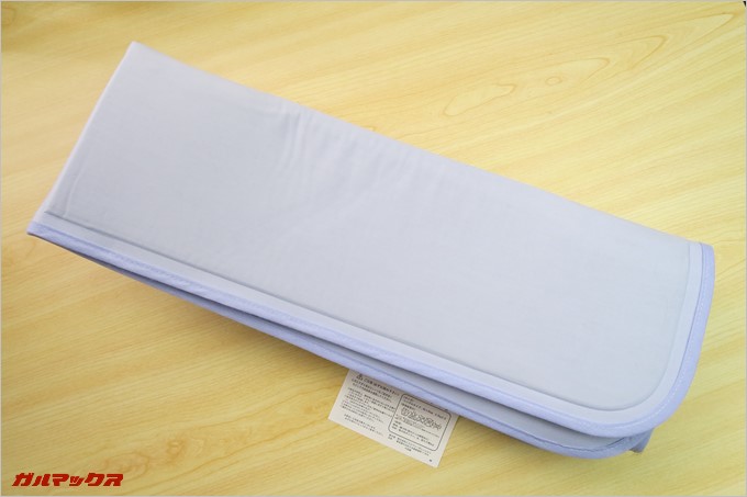 ひんやりジェルマットは折り畳むことが出来るので収納も楽だ