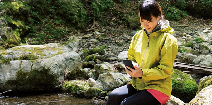 MIL規格の23項目に準拠したarrows M04は非常にタフなスマートフォン