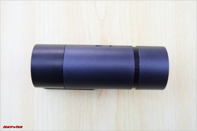 AUTO-VOX D6 PROのカメラはしたを向いています