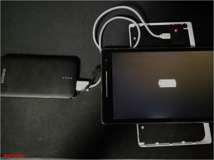 dodocool DP21は2台同時充電が可能です