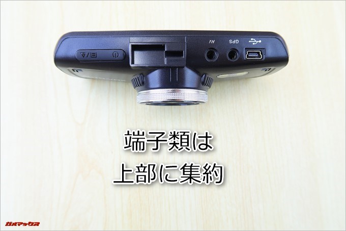 AUTO-VOX D1の端子類は上部に集約