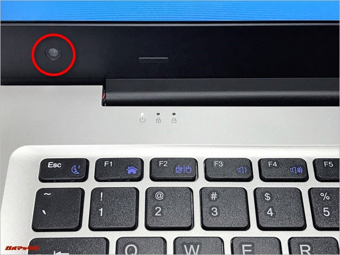 Jumper EZbook 3Sにはインカメラのみでアウトカメラは付いていません