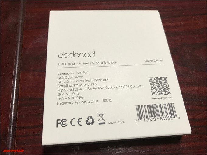 USB-Cオーディオ変換アダプター「DA134」の裏側には仕様が書いていました