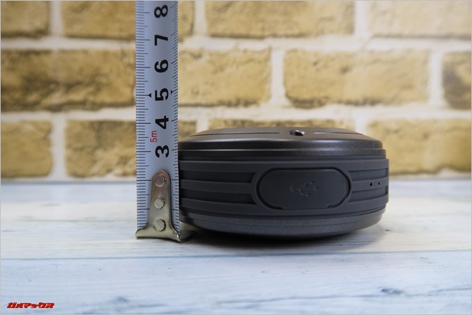 Tronsmart「T4」の厚みは3.5mm程