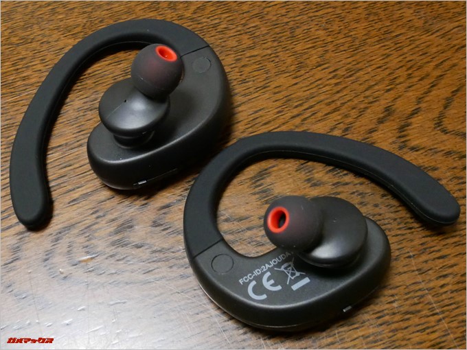 dodocoolのDA144のドライバー部分は一段飛び出した形状でユニット部以外は通常のイヤホンと同等サイズ