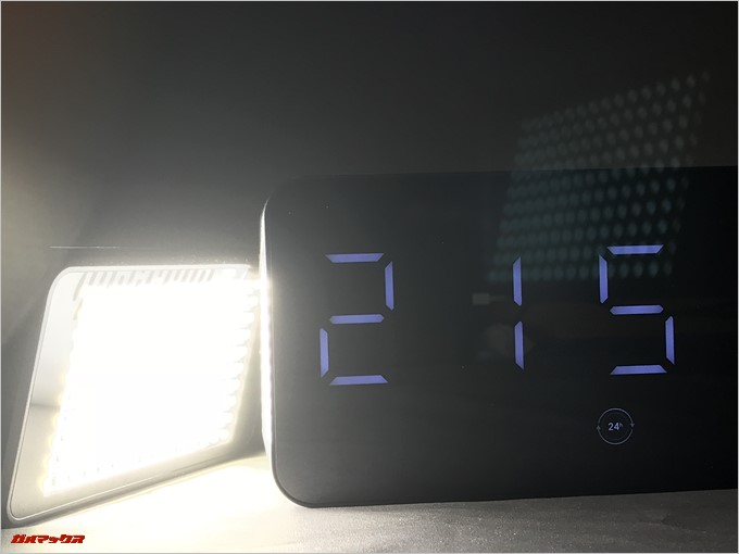 SARDiNE A10はデジタル表示の高度を調節出来るので明るい場所での視野性も良いです。