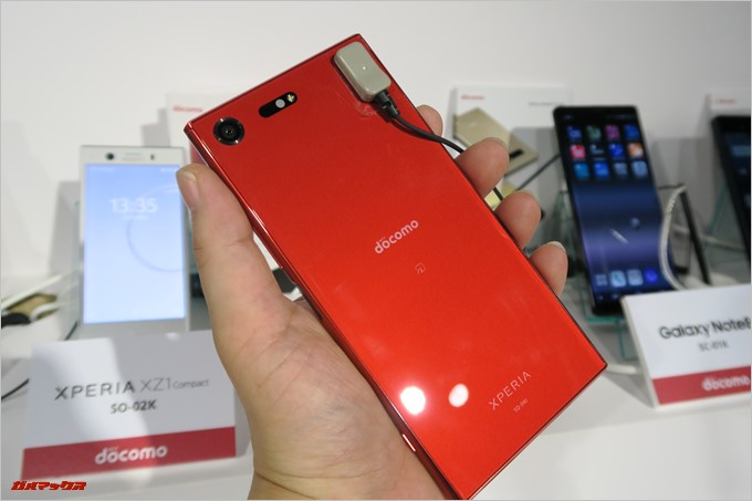 Xperia XZ Premiumの新カラーのレッド