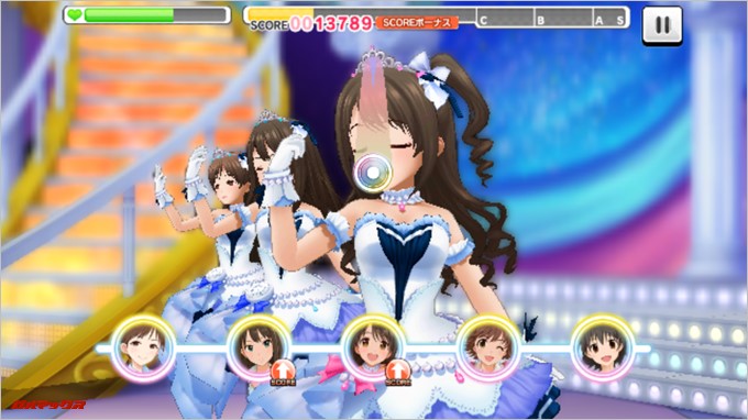 デレステはジャギるがプレイ可能