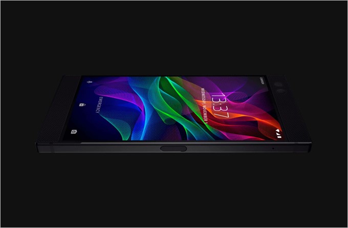Razer Phoneの画面右側面にはXperiaのような指紋ユニットが埋め込まれた電源ボタンが備わっています
