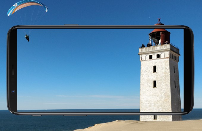 OnePlus 5Tは18:9のディスプレイを備える