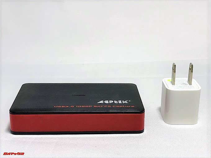AGPtEK HDMIゲームキャプチャーは置き場所に困らないサイズ感です。