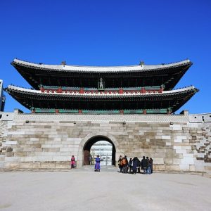 新型 iliで韓国料理を堪能！即時翻訳で言葉が通じるから安心して店舗に入れる