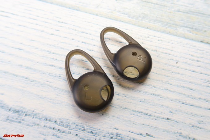 Decoka DK100の付属イヤーフックはL/Rの表示があり使いやすい