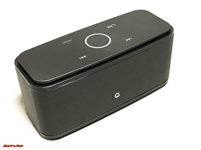 DOSS SoundBoxの外観をチェック