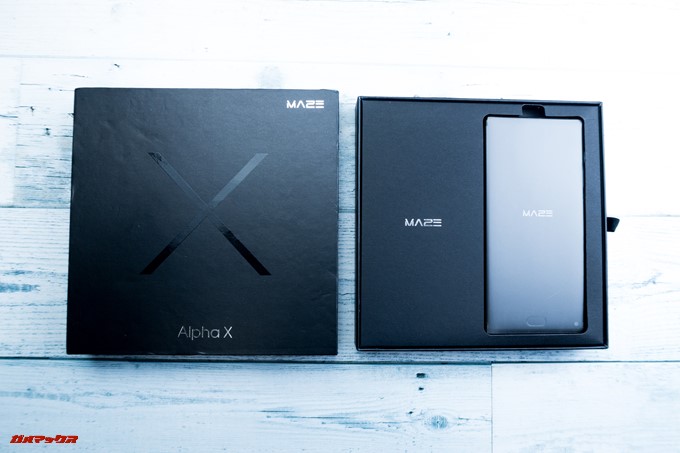 MAZE Alpha Xの外箱は引き出しTypeとなってました。