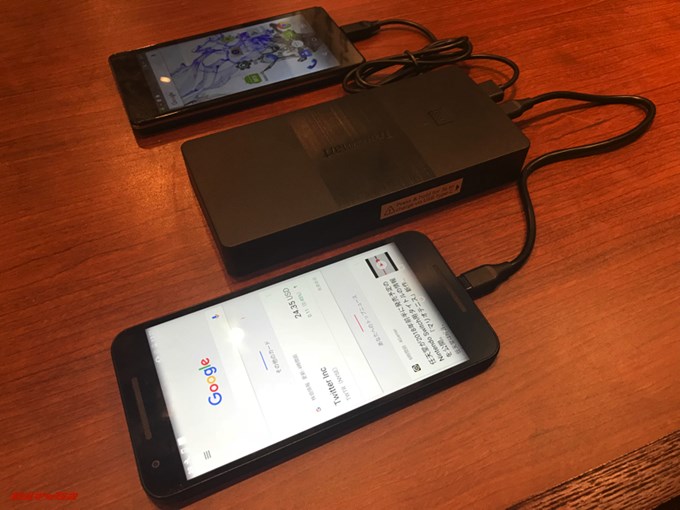 Tronsmart Brio 20100mAhを実際に使って複数のデバイスを充電してみました。しっかり充電されています。