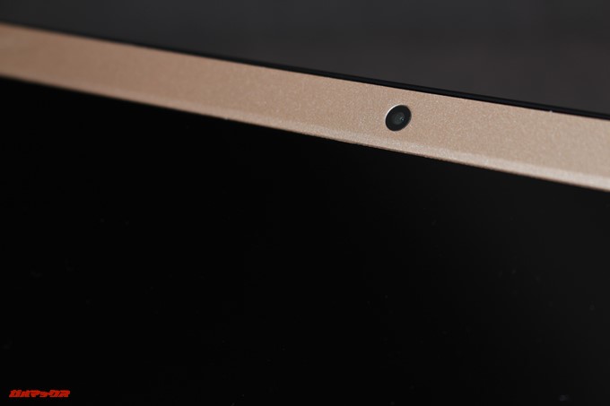 YEPO 737A Notebookに搭載されているWEBカメラは30万画素のおまけレベルでした。