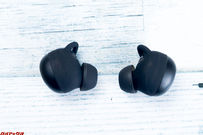 Zolo Liberty+ 2のイヤホン本体は丸い形状でした。