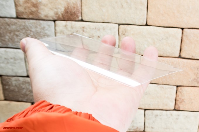 Elephone U Proのキャンペーンで付属しているフィルムはエッジ加工が施された全画面カバーType