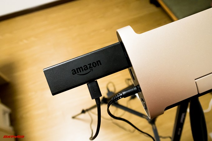 JMGO M6 Portable DLP ProjectorにAmazon Fire TV Stickを接続