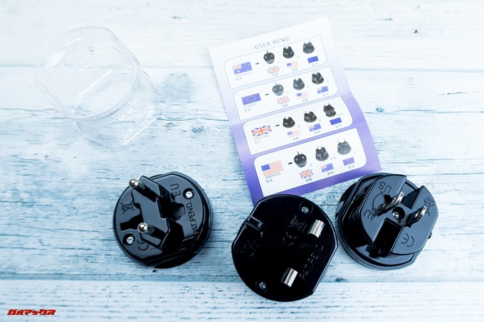 JMGO M6 Portable DLP Projectorには3種の変換プラグが同梱されていました