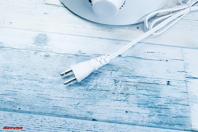 TENKERの加湿器は勿論日本のプラグ仕様