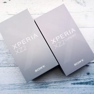Xperia XZ2/XZ2 Compact（H8296/H8324）付属品レビューと一緒に購入したいモノ！