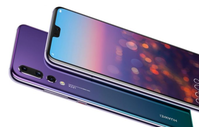 HUAWEI P20 Pro/P20の背面はガラスパネル
