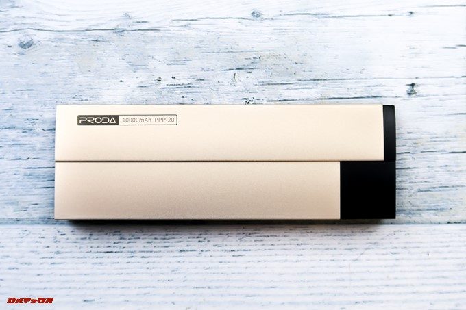 KEROLLAはスタイリッシュなデザインです。