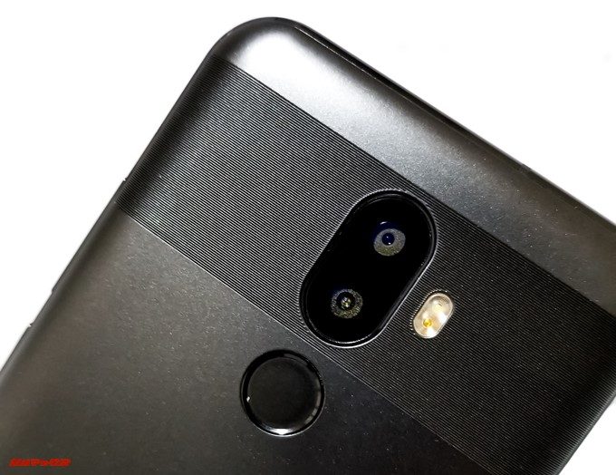 Oukitel U18のカメラ