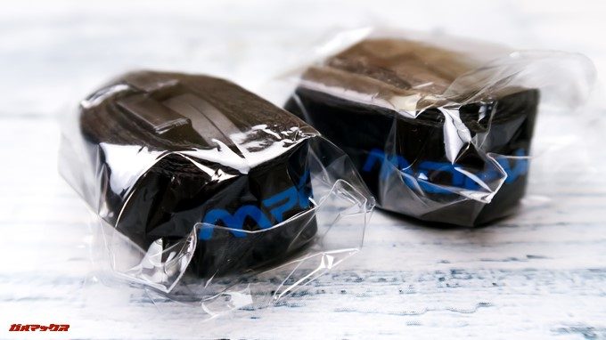 MPOW WATERPROOF BAGの2点セットはストラップも2つ付いてます