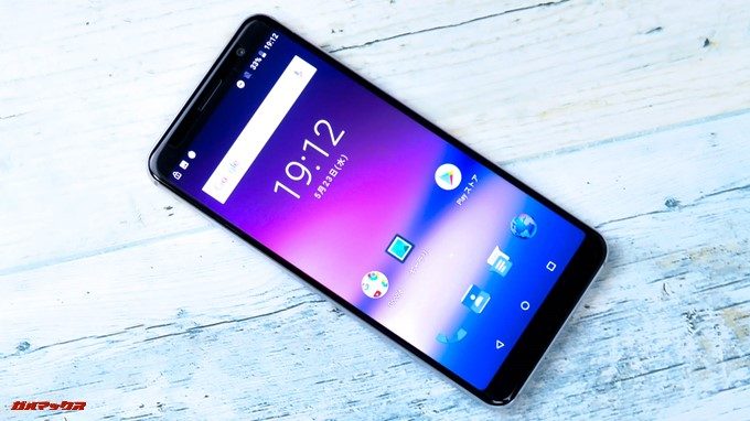 UMIDIGI A1 Proは18:9の縦長ディスプレイを採用しています。