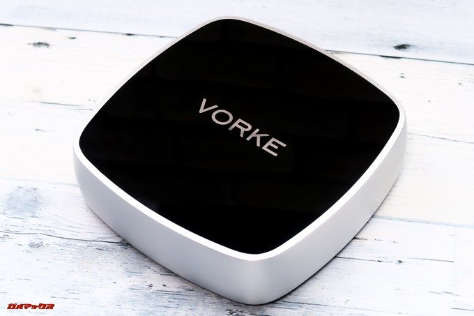VORKE V5 Plusはシルバーとブラックの美しい本体です。