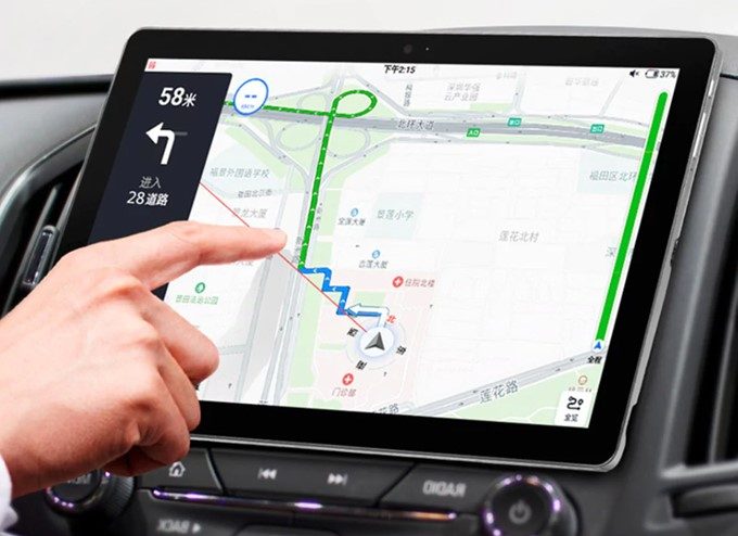 VOYO i8 Maxはナビも利用できるGPS搭載機です。