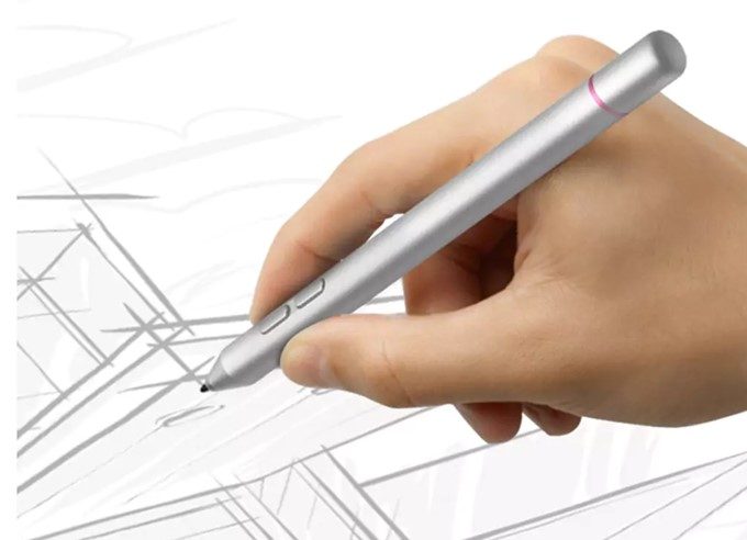 VOYO i8 Maxは2048段階の筆圧スタイラスペン入力に対応しています。