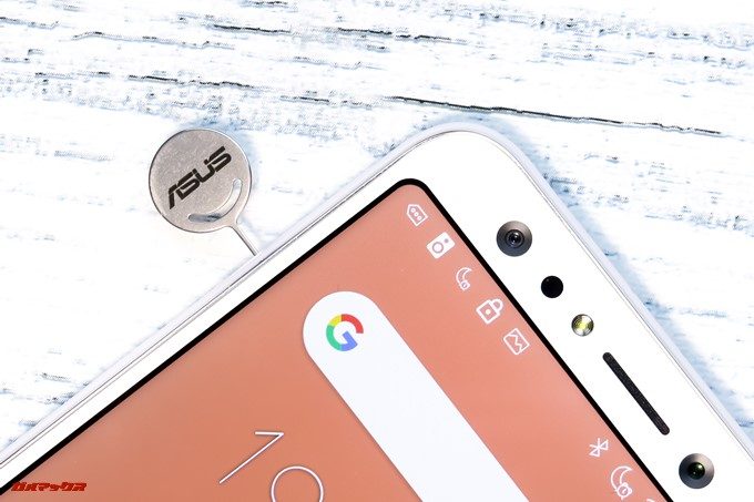 ZenFone 5Q/lite/Selfie（ZC600KL）のSIMトレイはSIMピンで取り外すタイプです。