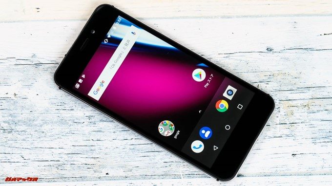 FLEAZ BEATは16:9のディスプレイを搭載!