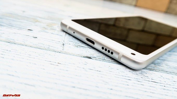 Xiaomi Mi Mix 2Sはイヤホン端子がありません。