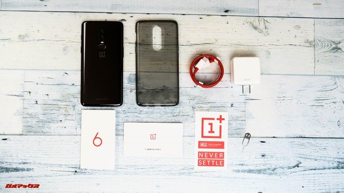OnePlus 6の付属品一覧
