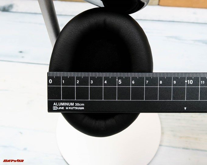 Mpow H5のイヤーパッド内径横幅は約4.5cm