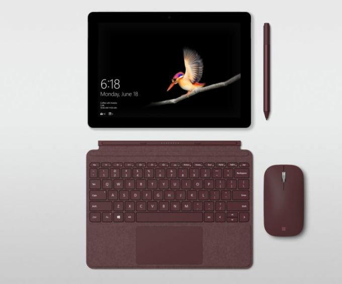 Surface Goはキーボードなど別売り!