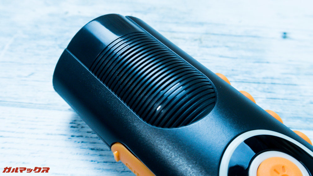 防災ラジオライト進化版のスピーカーは本体上部