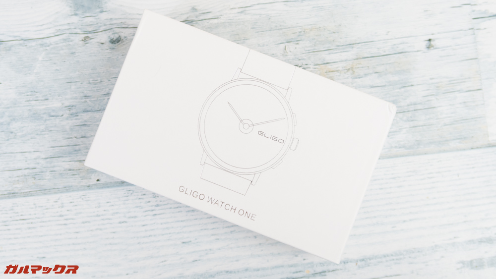 GLIGOはホワイトの箱に入って届きました。