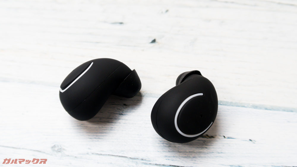 Lesoom T1のイヤーピースはきのこの傘のような形状です。