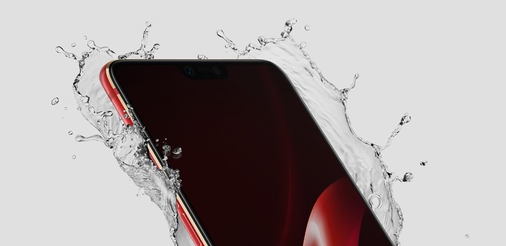 OPPO R15 ProはIPX7の防水仕様です。