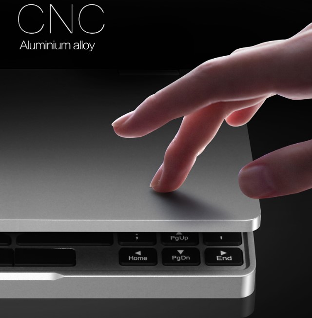 One Netbook One Mixは高度なCNC設計で削り出された高品質な外観が魅力的です