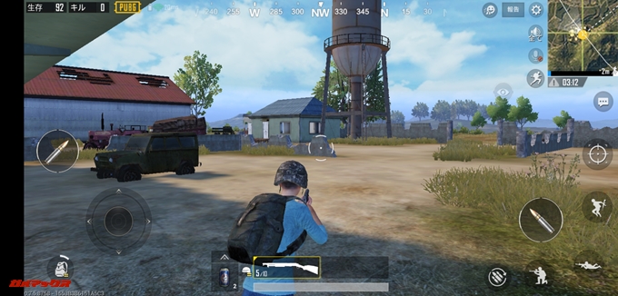 Huawei nova 3iはPUGBで建物に入る時もフレームレートが確保出来ているので滑らかに動きます。