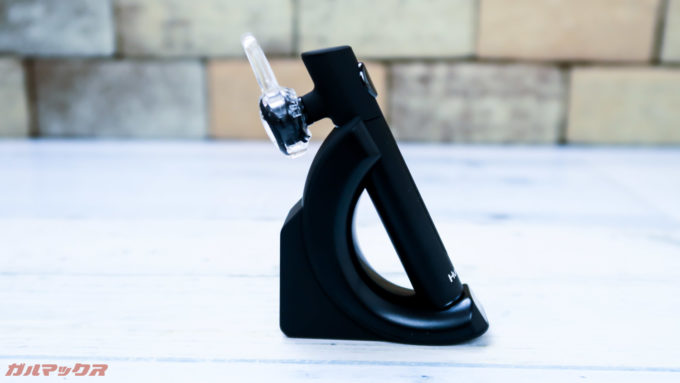 Humixx H9はホルダーに立てかけるような形状です