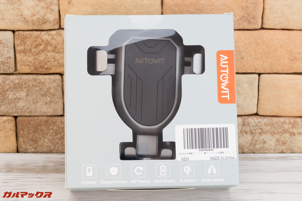 Autowit C3の背面は本体を目視できるクリアパッケージ
