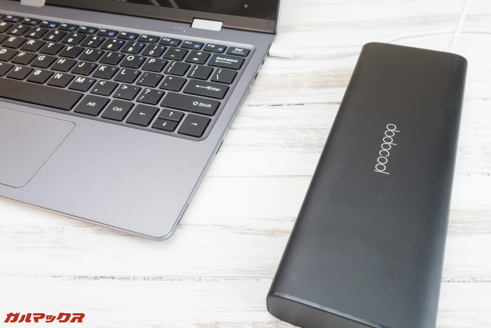 Teclast F5はモバイルバッテリーで充電可能でした